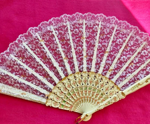 Antique century hand fan - hand, with